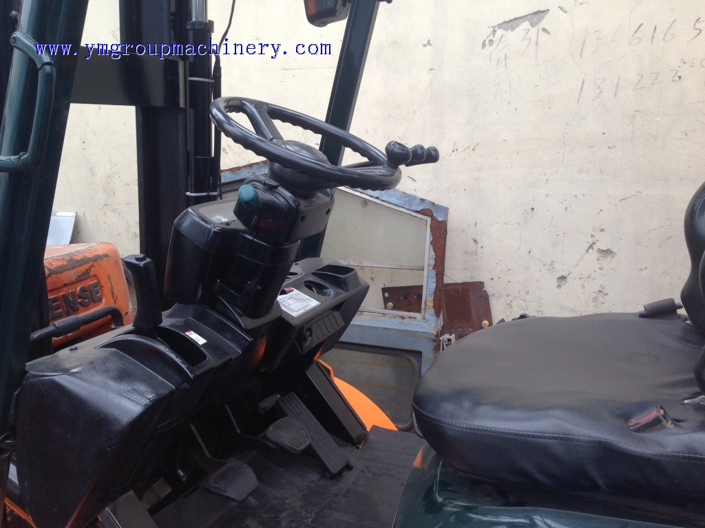 USED 3TON TOYOTA FORKLIFT